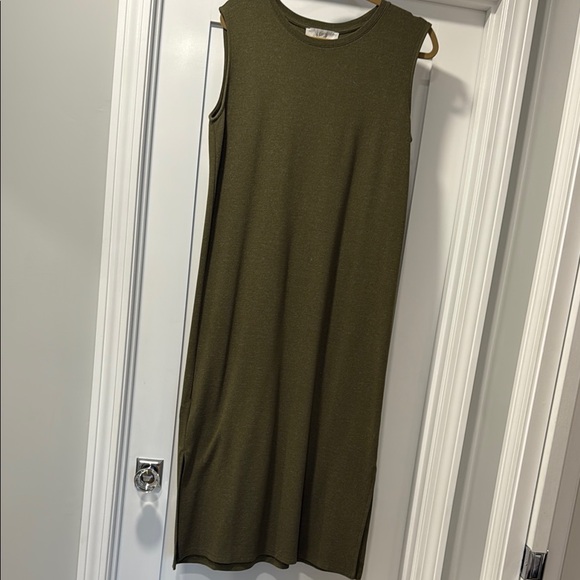 LOFT Green  Midi Dress - Picture 1 of 3